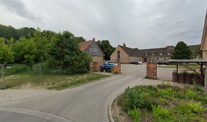 951d4dff3c22e9fcc4a2707009f45ea8 6