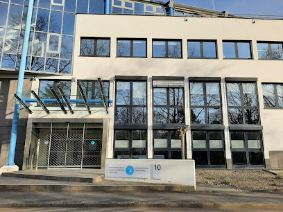 Deutscher Tierschutzbund e. V. - Bundesgeschäftsstelle - Bonn 1 AF1QipNB2 BD8IttXZ3TbhsHt8JD 9jJuqptDXgxLEa4w408 h306 k no